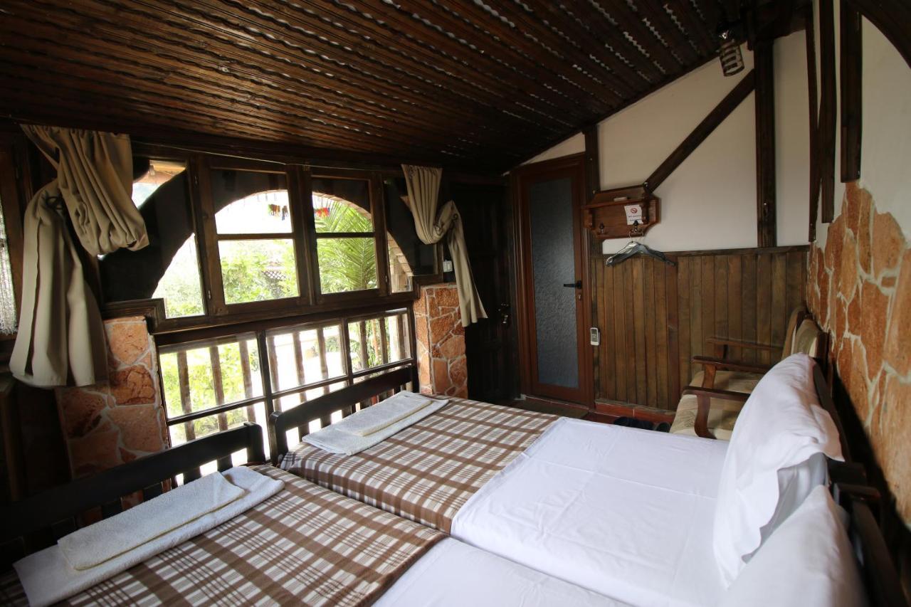 Hotel Nasho Vruho بيرات المظهر الخارجي الصورة