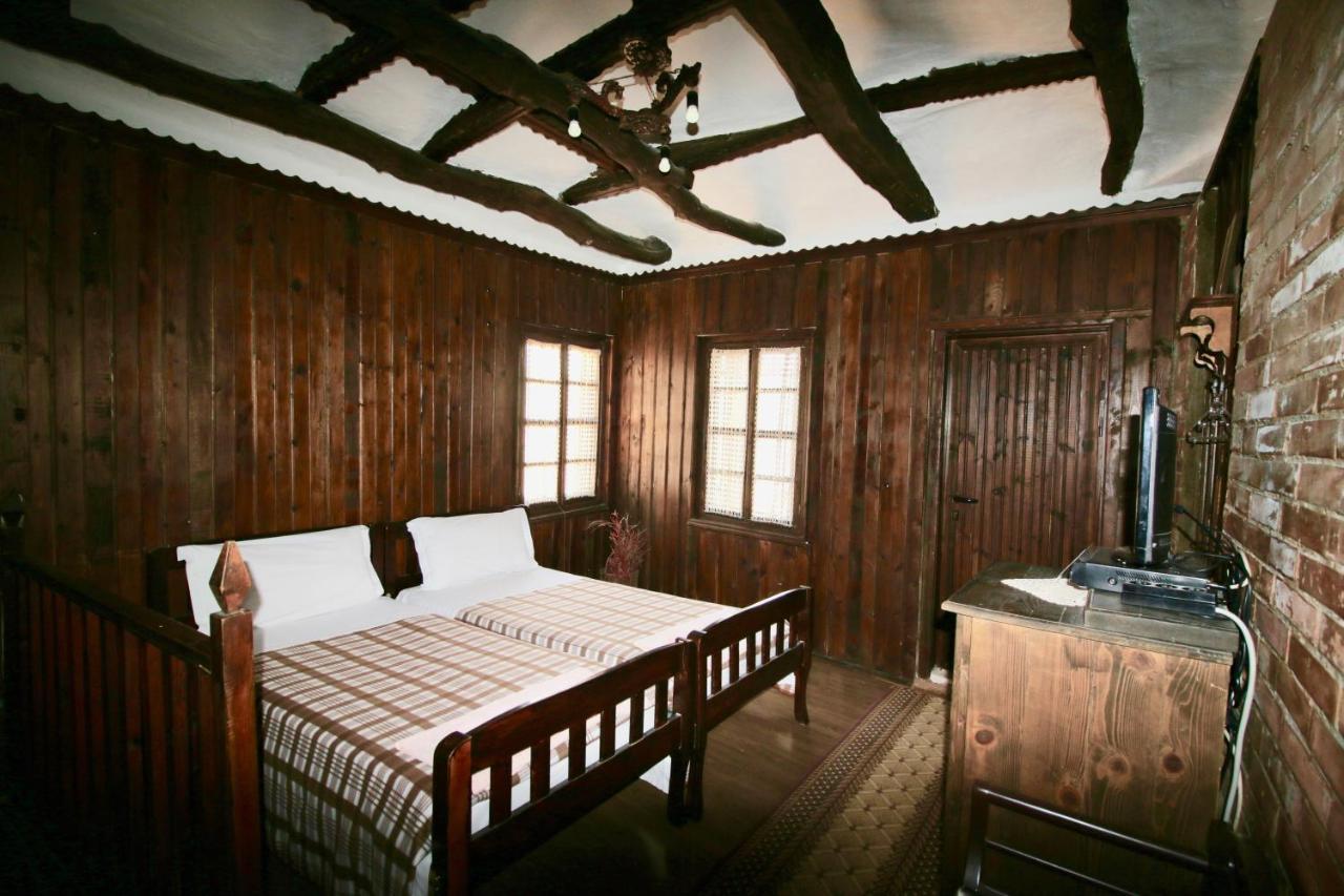 Hotel Nasho Vruho بيرات المظهر الخارجي الصورة